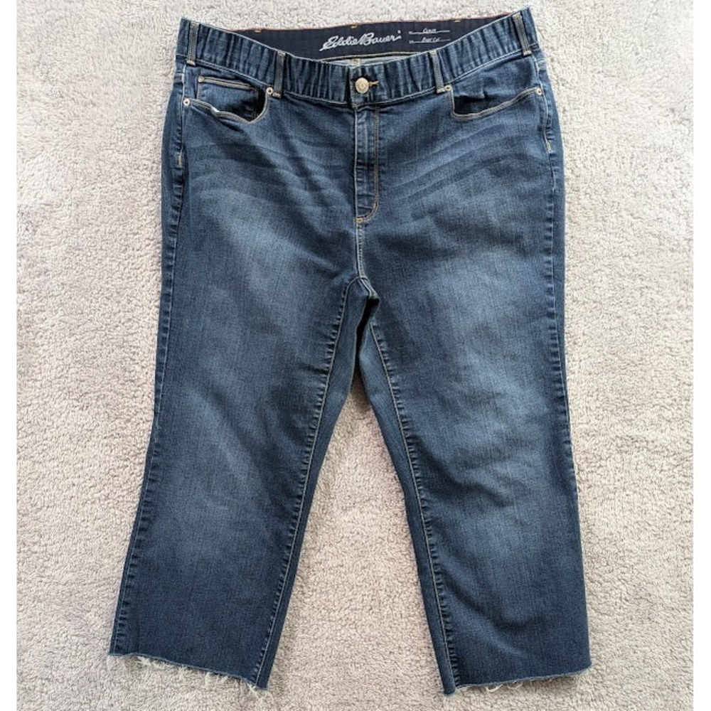 Eddie Bauer Jeans Women's 22W Blue Curvy Bootcut Cropped Raw Hem Pull On Stretch